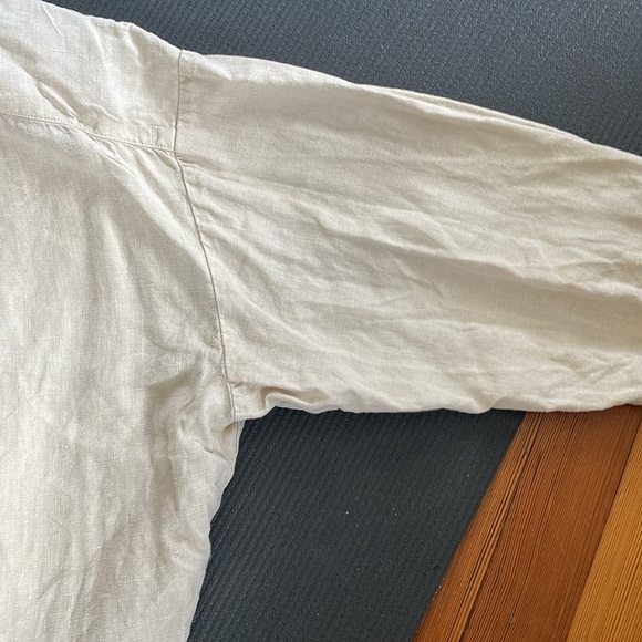 Oversize Sz S Mate the Label linen button down - Picture 8 of 9
